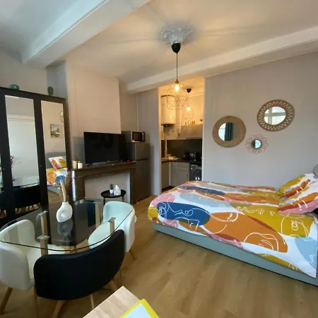 En Plein Coeur De Saint-Omer (Pas-de-Calais)