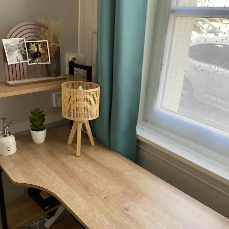 Appartement En Plein Coeur De Sint-Omaars