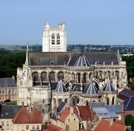 En Plein Coeur De Appartement Sint-Omaars